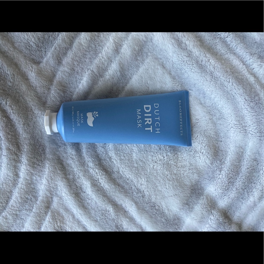 Bloom effects Dutch dirt face mask